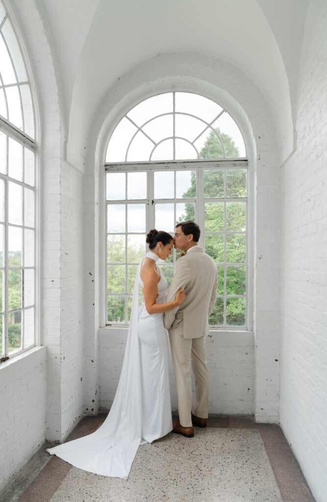 Classic Estate Wedding at the Bleak House in Knoxville, Tennessee