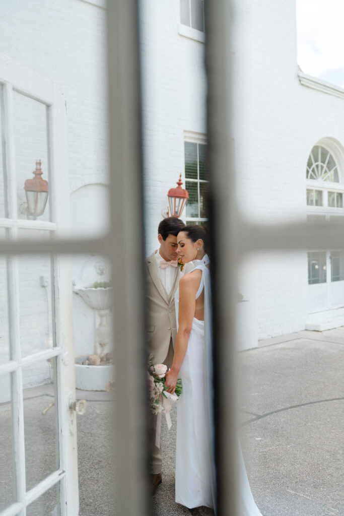 Classic Estate Wedding at the Bleak House in Knoxville, Tennessee