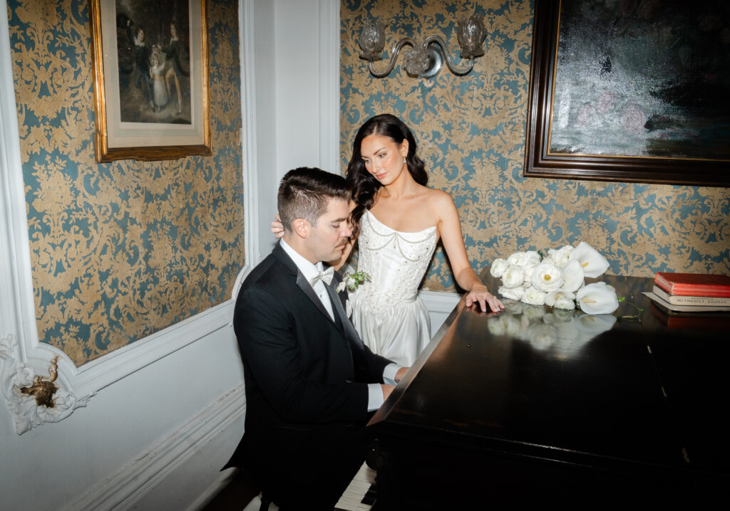 Elegant Estate Wedding at the Bleak House in Knoxville, Tennessee