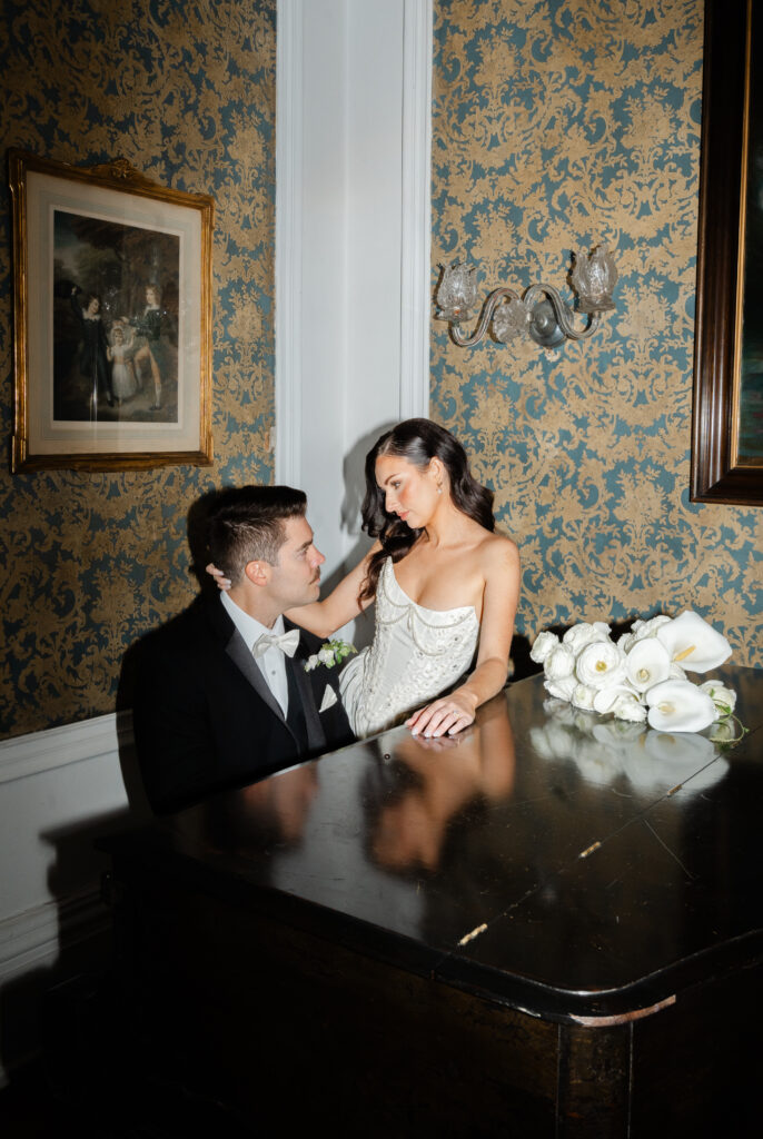 Elegant Estate Wedding at the Bleak House in Knoxville, Tennessee