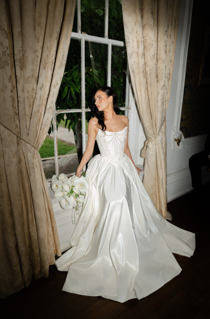 Elegant Estate Wedding at the Bleak House in Knoxville, Tennessee