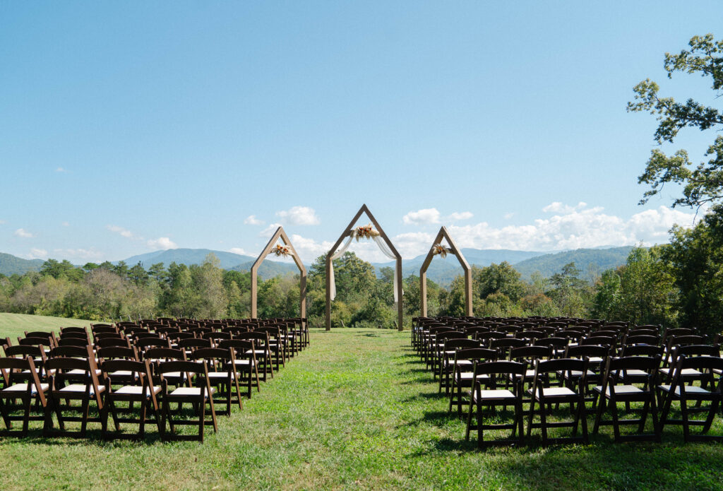 Fall Wedding at Harper's Vineyard in Townsend, Tennessee