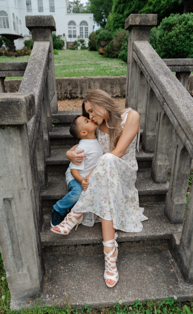 Family Photography Session at the Bleak House in Knoxville, Tennessee - Captured By Hayley Howard Photography