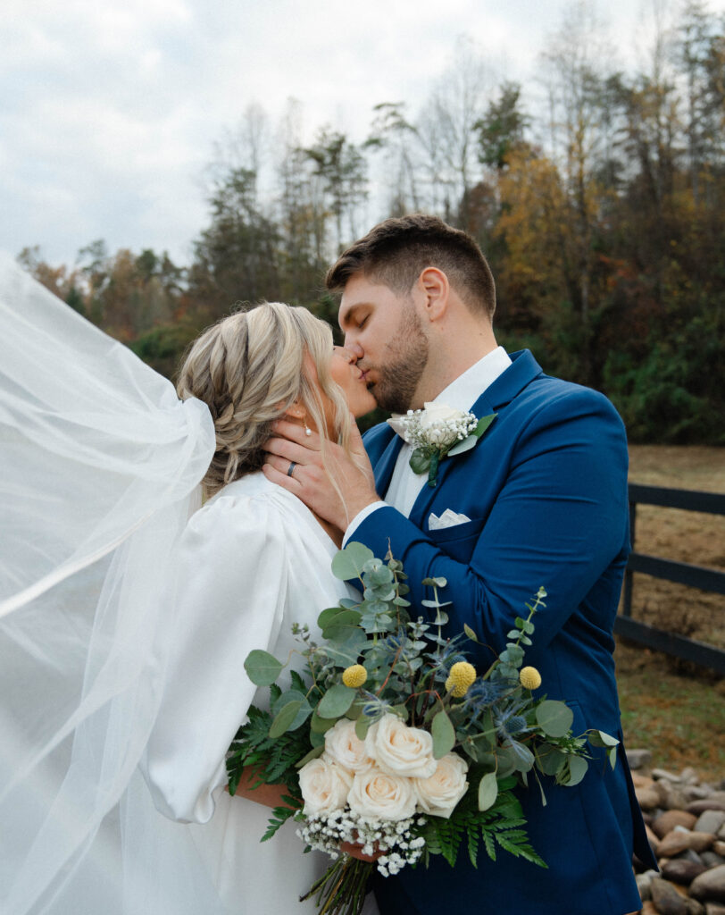 Rainy fall wedding at 4 Points Farm in Sevierville, Tennessee