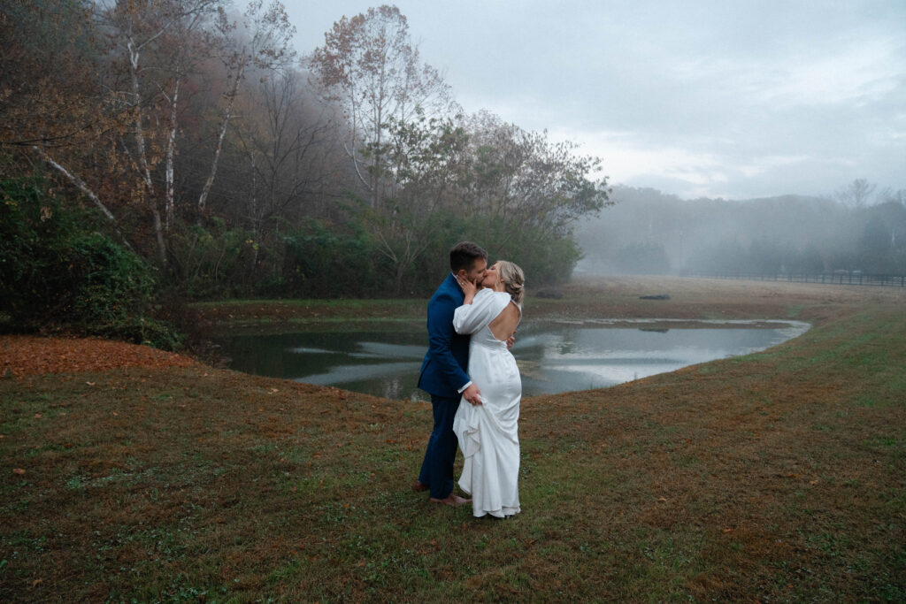 Rainy fall wedding at 4 Points Farm in Sevierville, Tennessee
