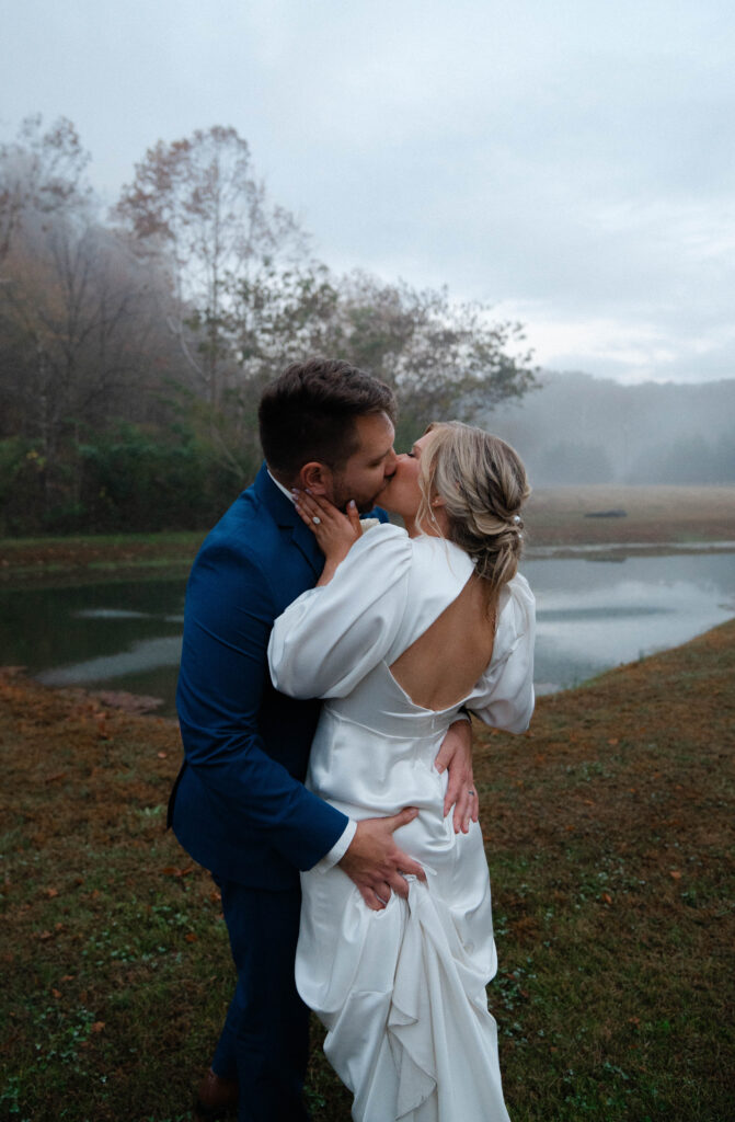 Rainy fall wedding at 4 Points Farm in Sevierville, Tennessee