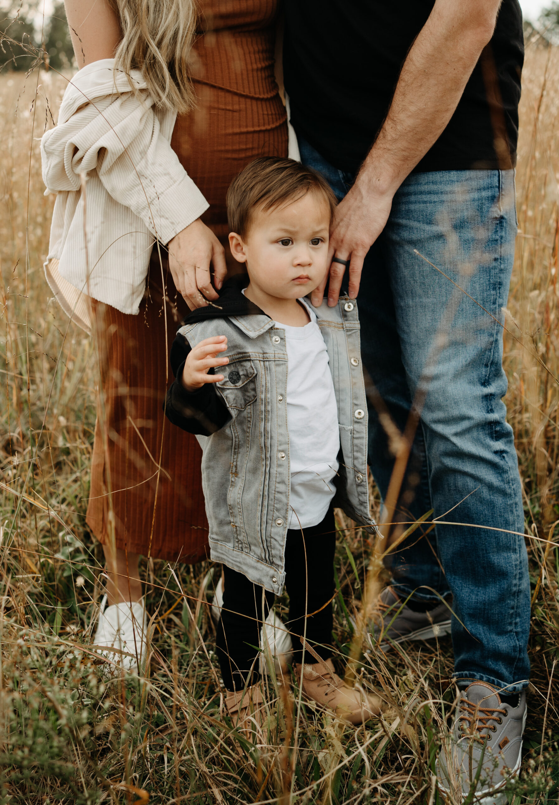 Fall Family Photo Session at Melton Hill Park in Knoxville, Tennessee - Hayley Howard Photography
