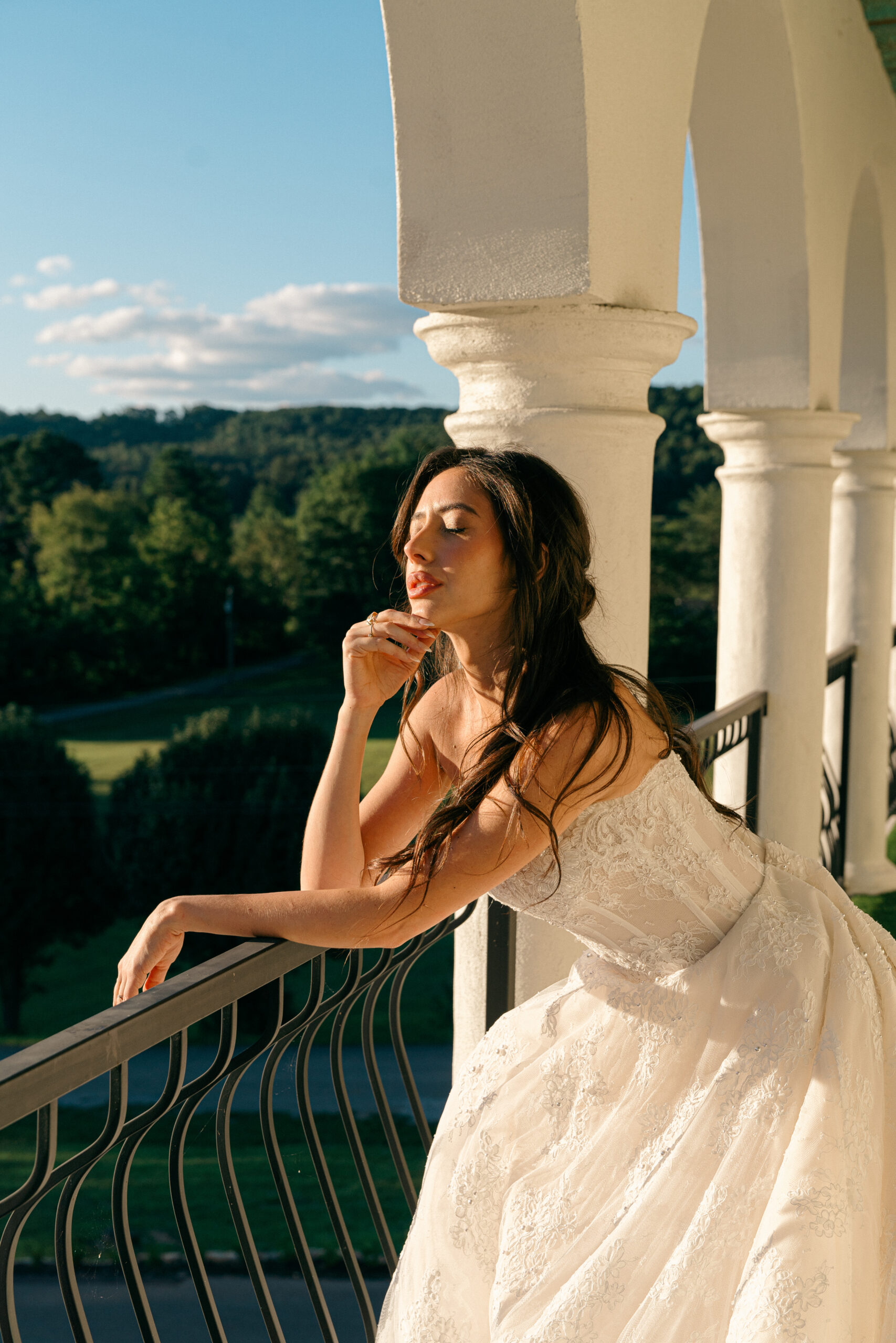Wedding at the Dimora in Sparta, Tennessee - By Hayley Howard