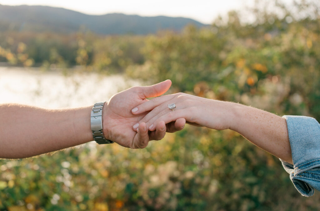 Fall Engagement Session at Cove Lake State Park in Tennessee